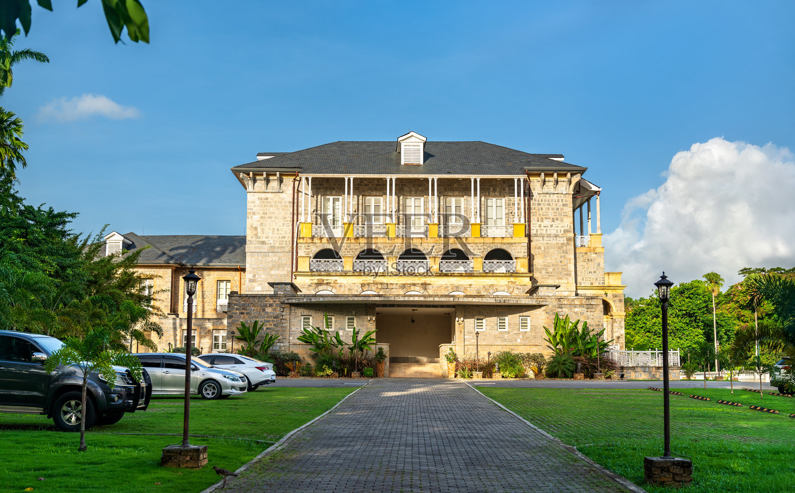位于特立尼达西班牙港皇家植物园的总统官邸照片摄影图片