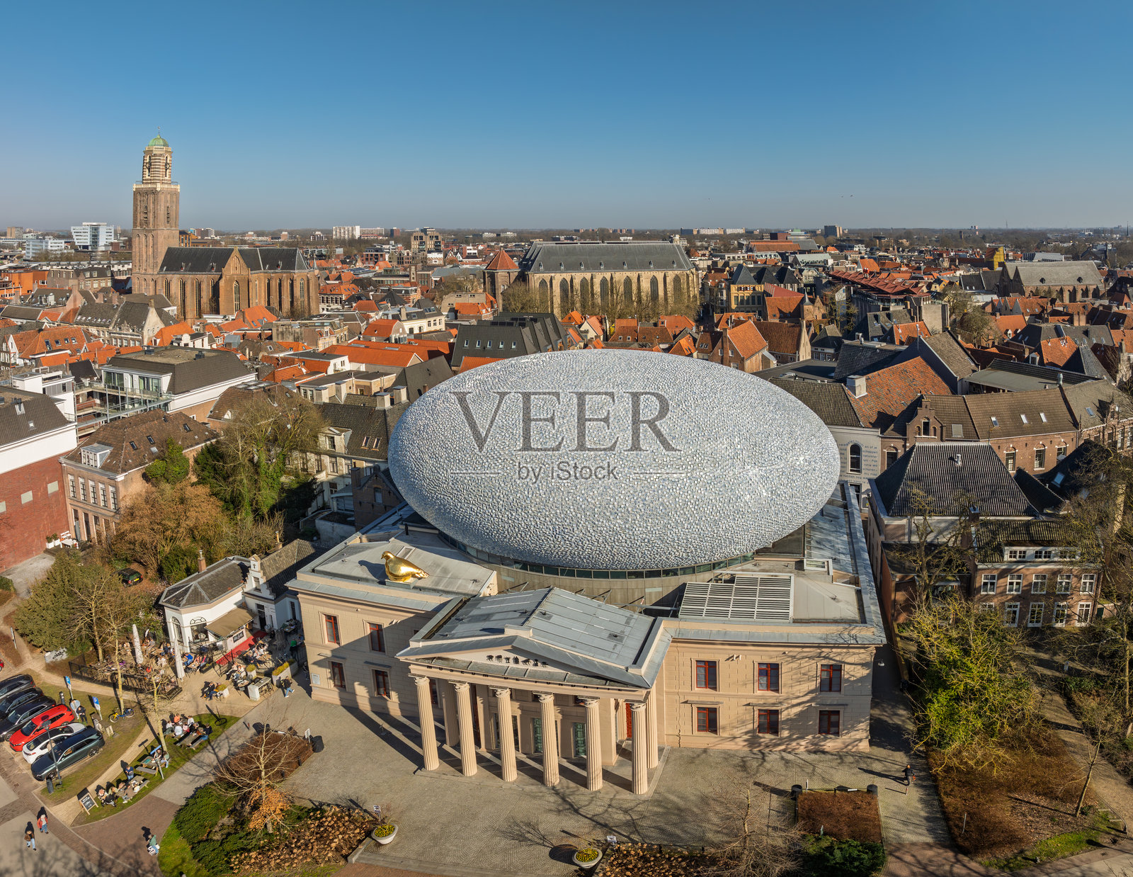 荷兰兹沃勒的现代博物馆外观照片摄影图片