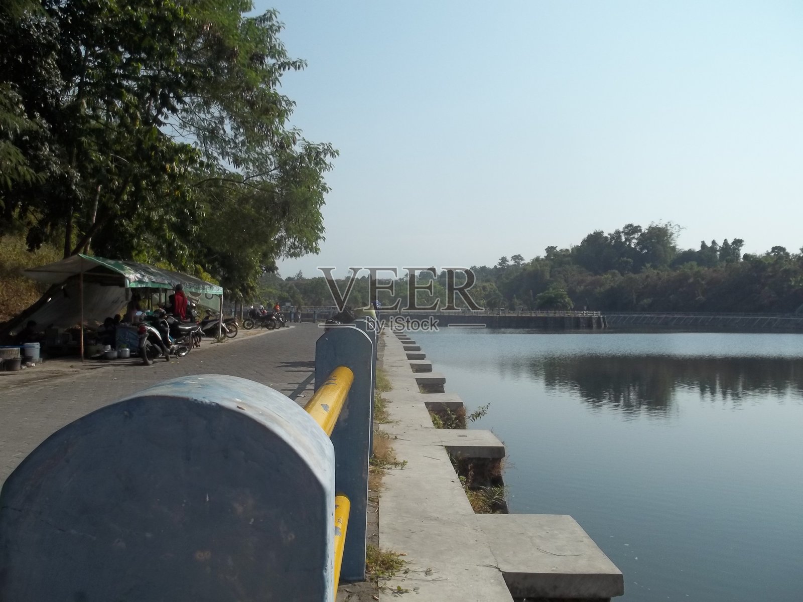 人工水库 - Tambakboyo 水库照片摄影图片