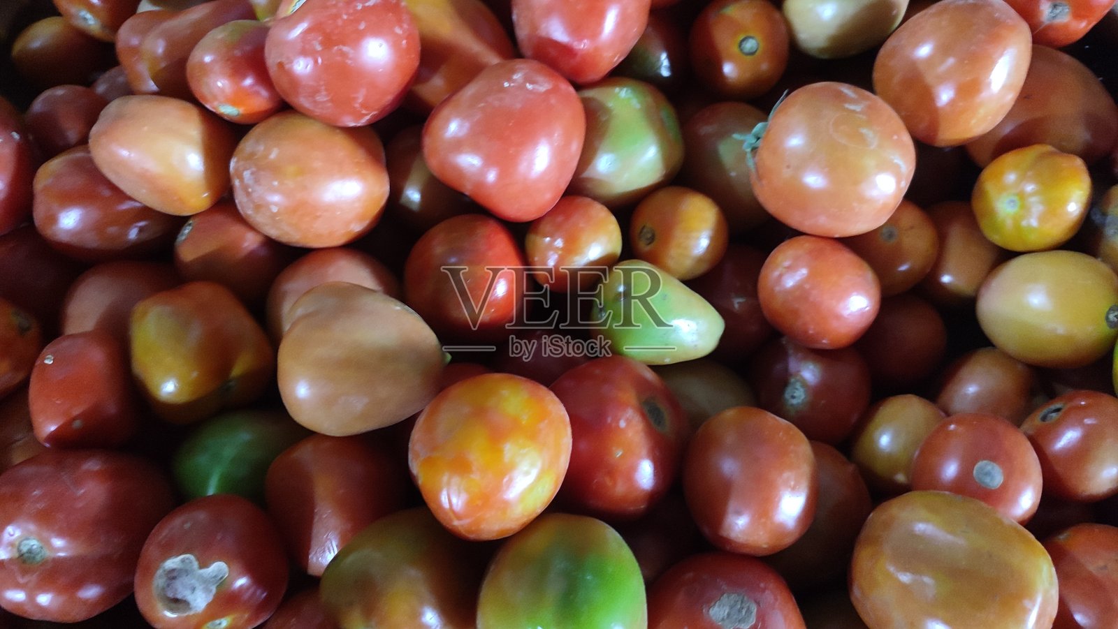 传统市场出售的红番茄照片摄影图片