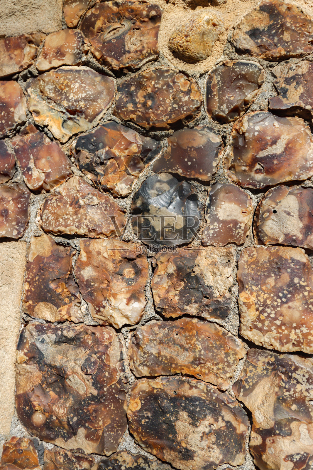 伦敦南华克大教堂上的打制燧石照片摄影图片