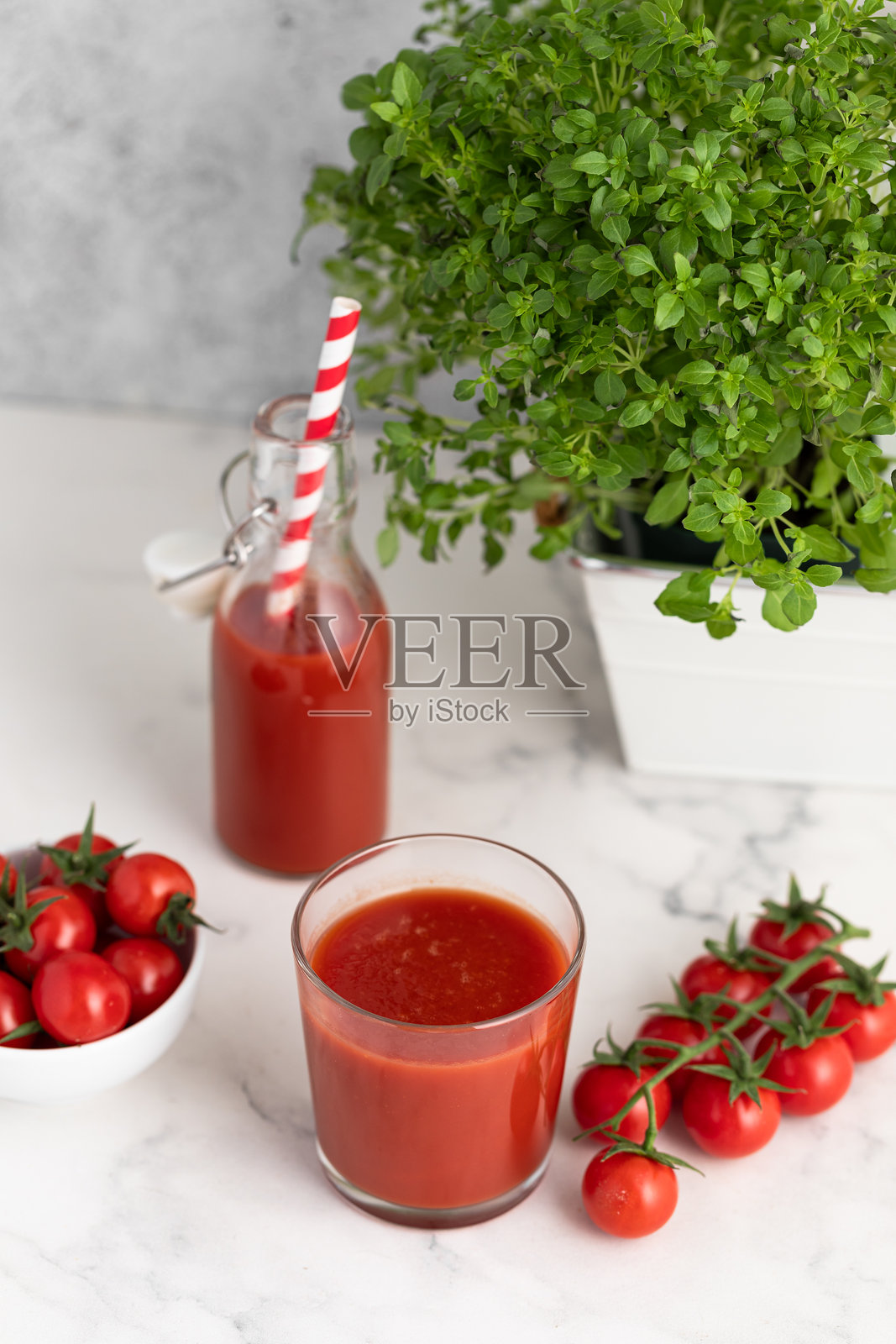 一杯番茄汁照片摄影图片