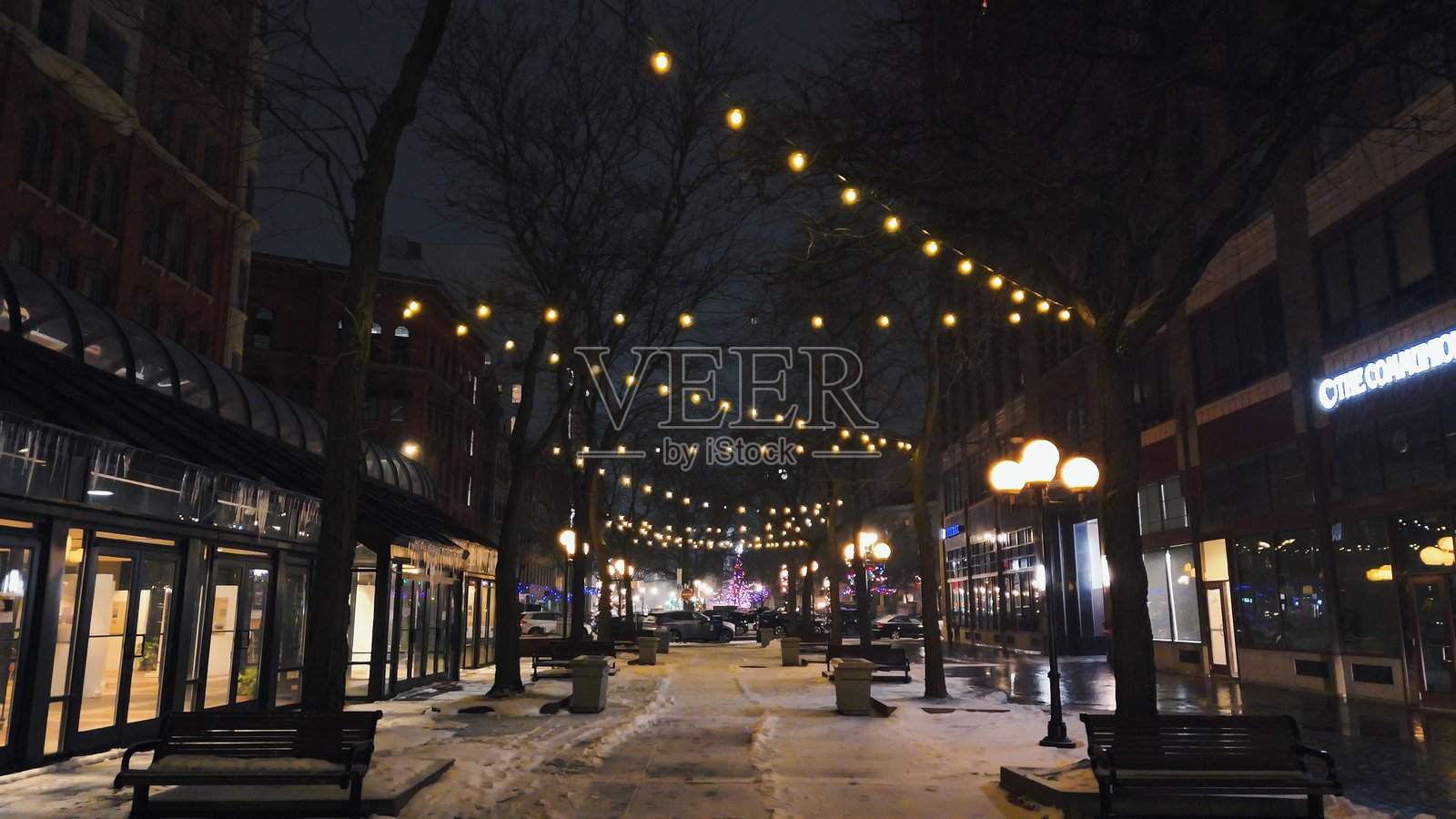 通过第三阶段的进展照片摄影图片