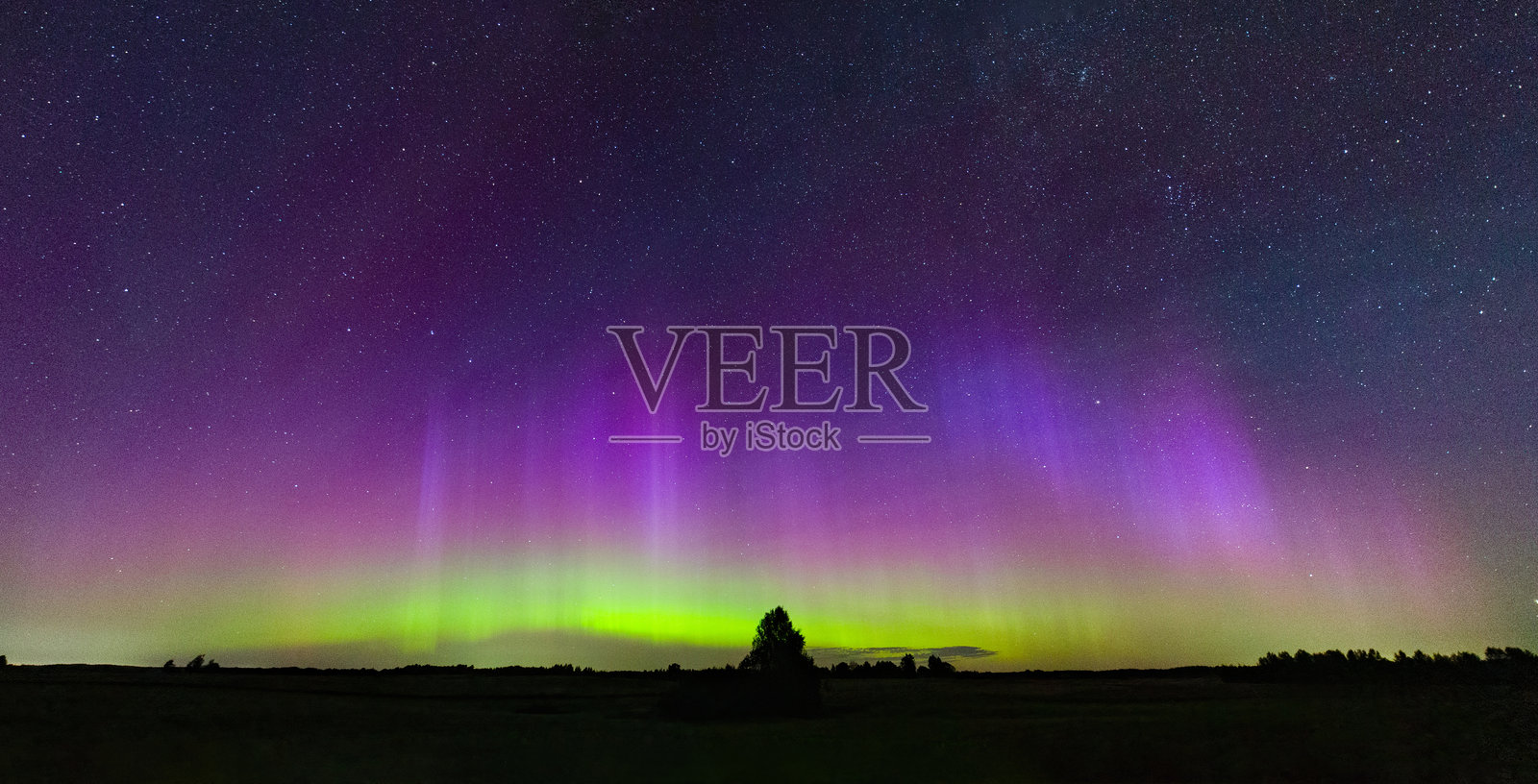 北极光，极光，空气辉光。夜空，磁暴G3照片摄影图片