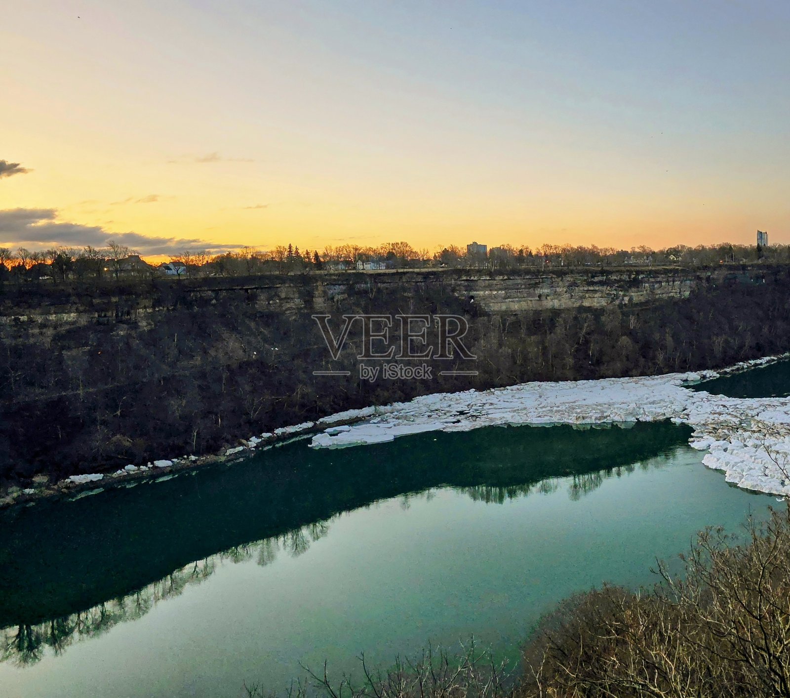 尼亚加拉河日出照片摄影图片