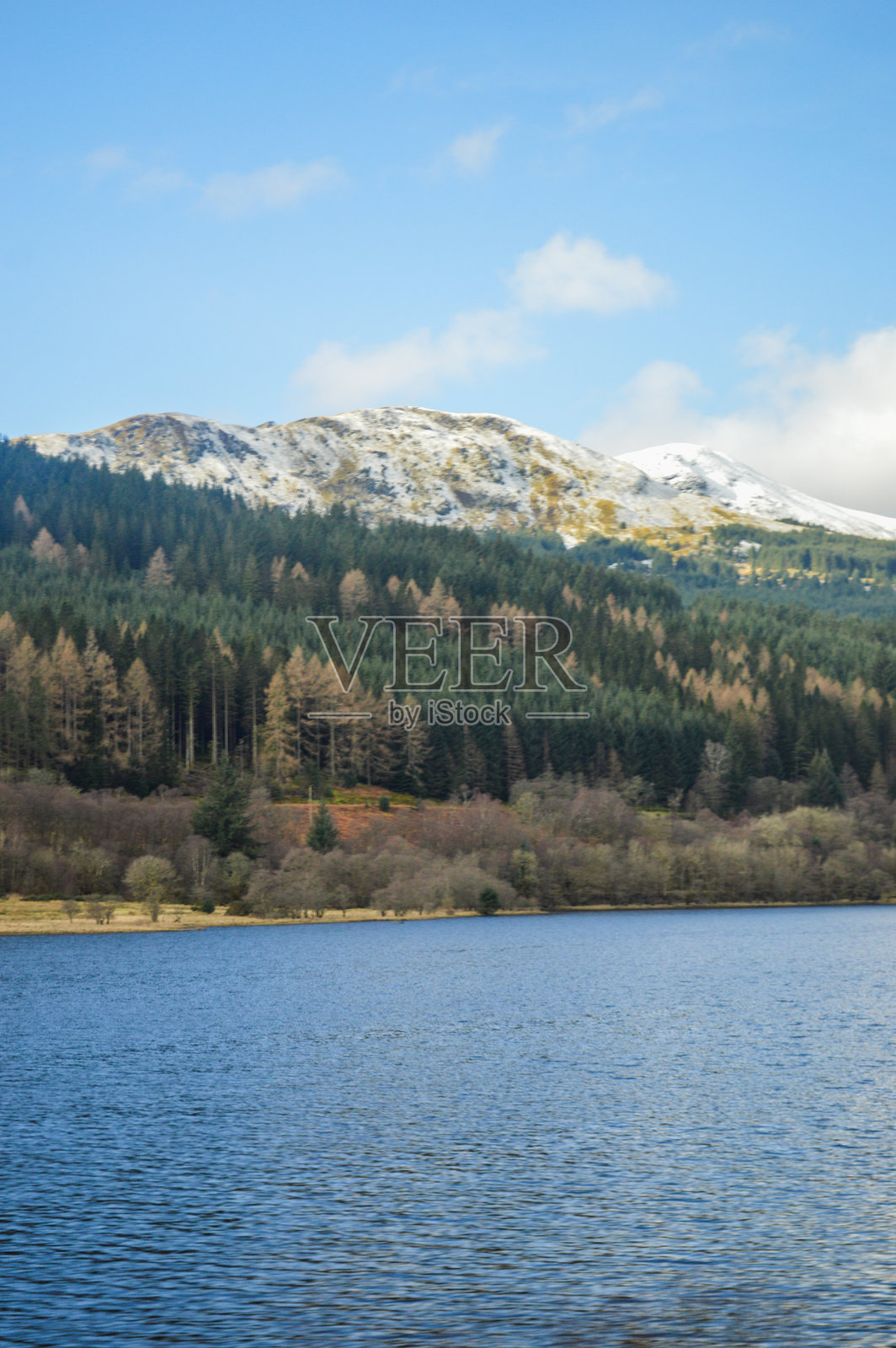 尼斯湖山脉照片摄影图片