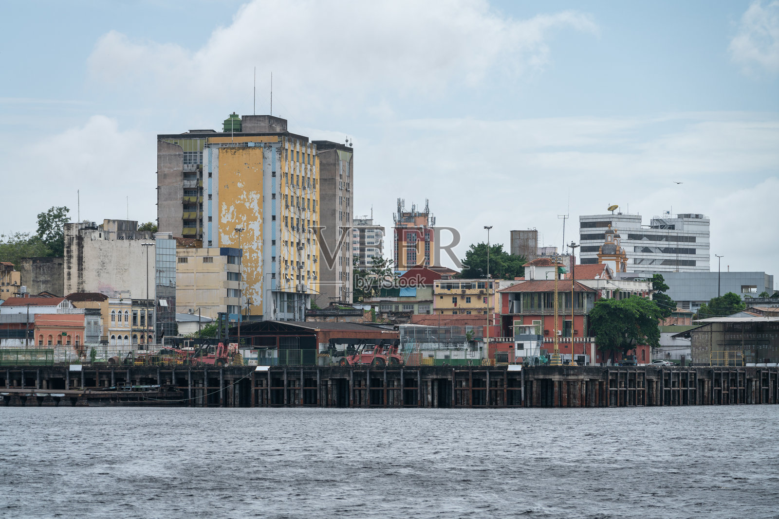 巴西马瑙斯市的景观照片摄影图片