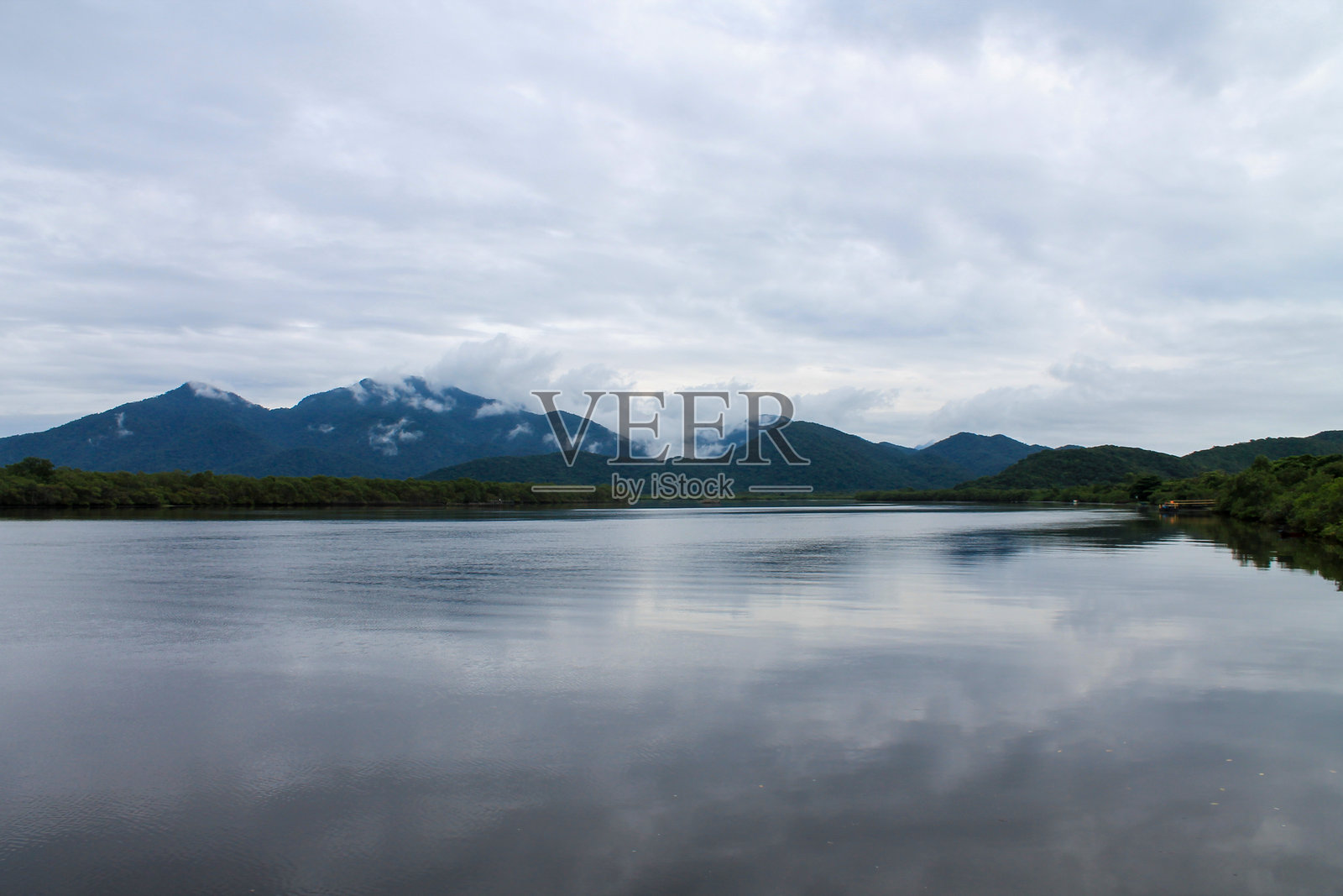 巴西海岸，公路，船只，风景和自行车旅游照片摄影图片