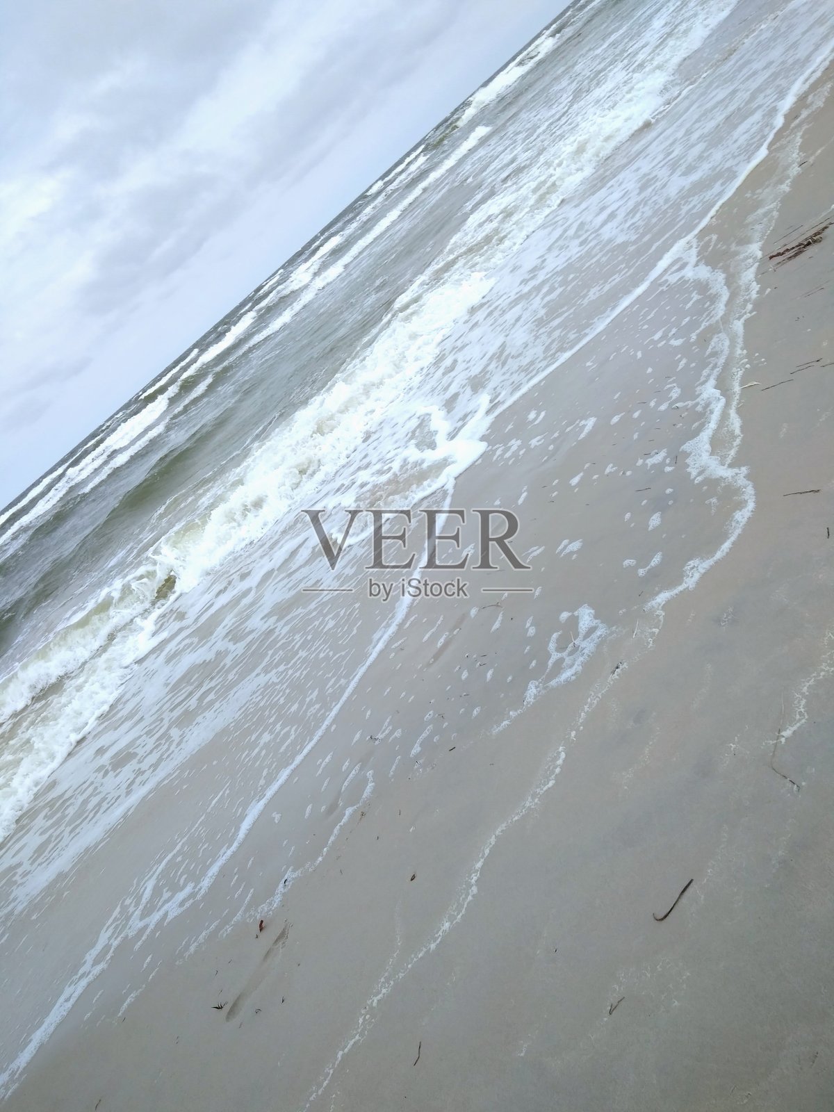 斜角照片，角度，海滩上的波浪，海洋，沙滩，海岸线，水，旅行，旅游，海湾，海泡照片摄影图片