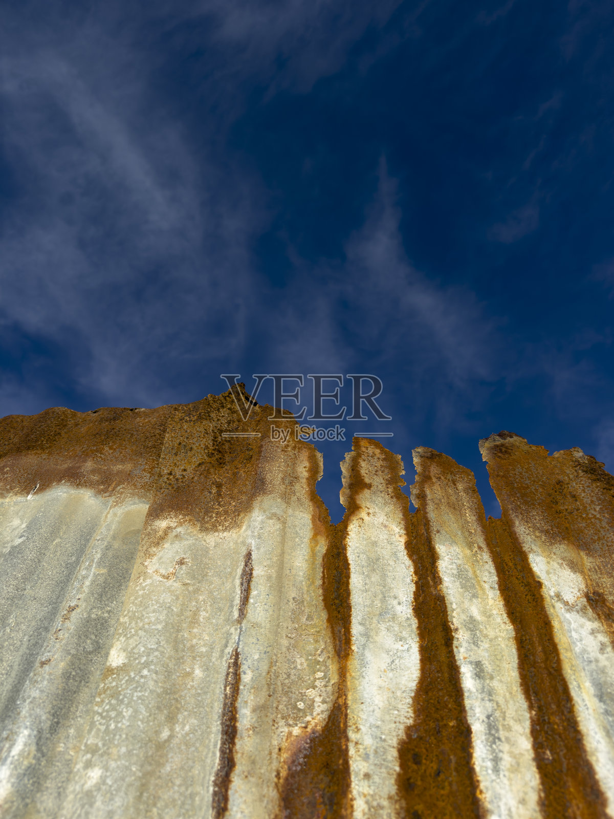 铁片金属，锈蚀与腐蚀的对比和谐照片摄影图片