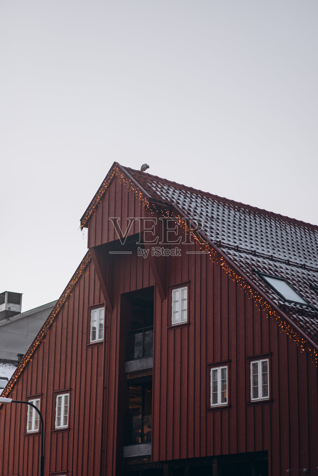 红色建筑木结构照片摄影图片