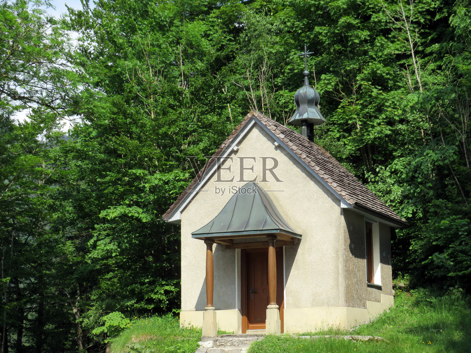 朗根城堡小教堂或圣兄弟克劳斯小教堂 - 瑞士奥瓦尔登州照片摄影图片