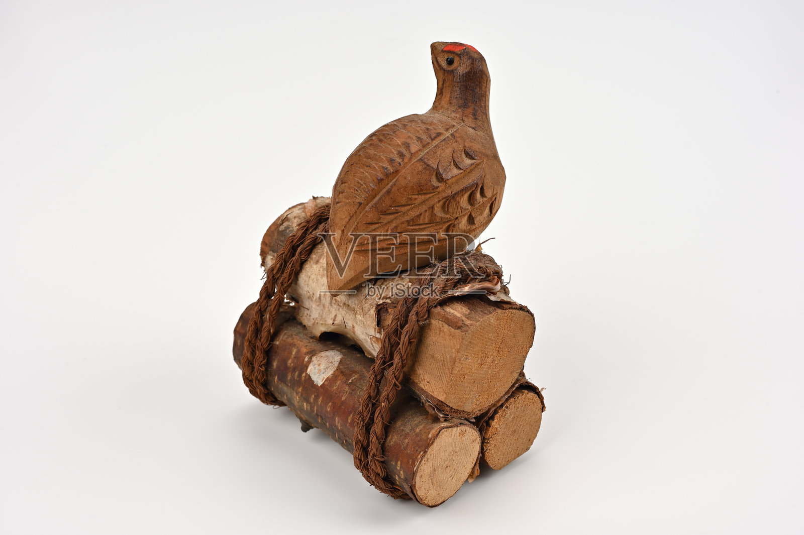 树干上的鸟类雕像 02照片摄影图片