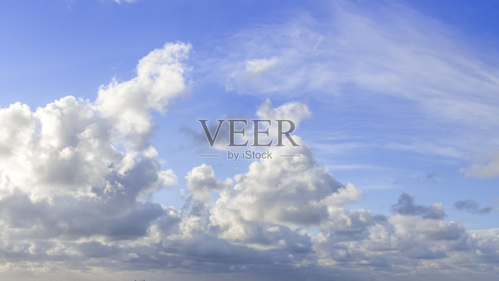 云彩与蓝天 16x9 格式照片摄影图片