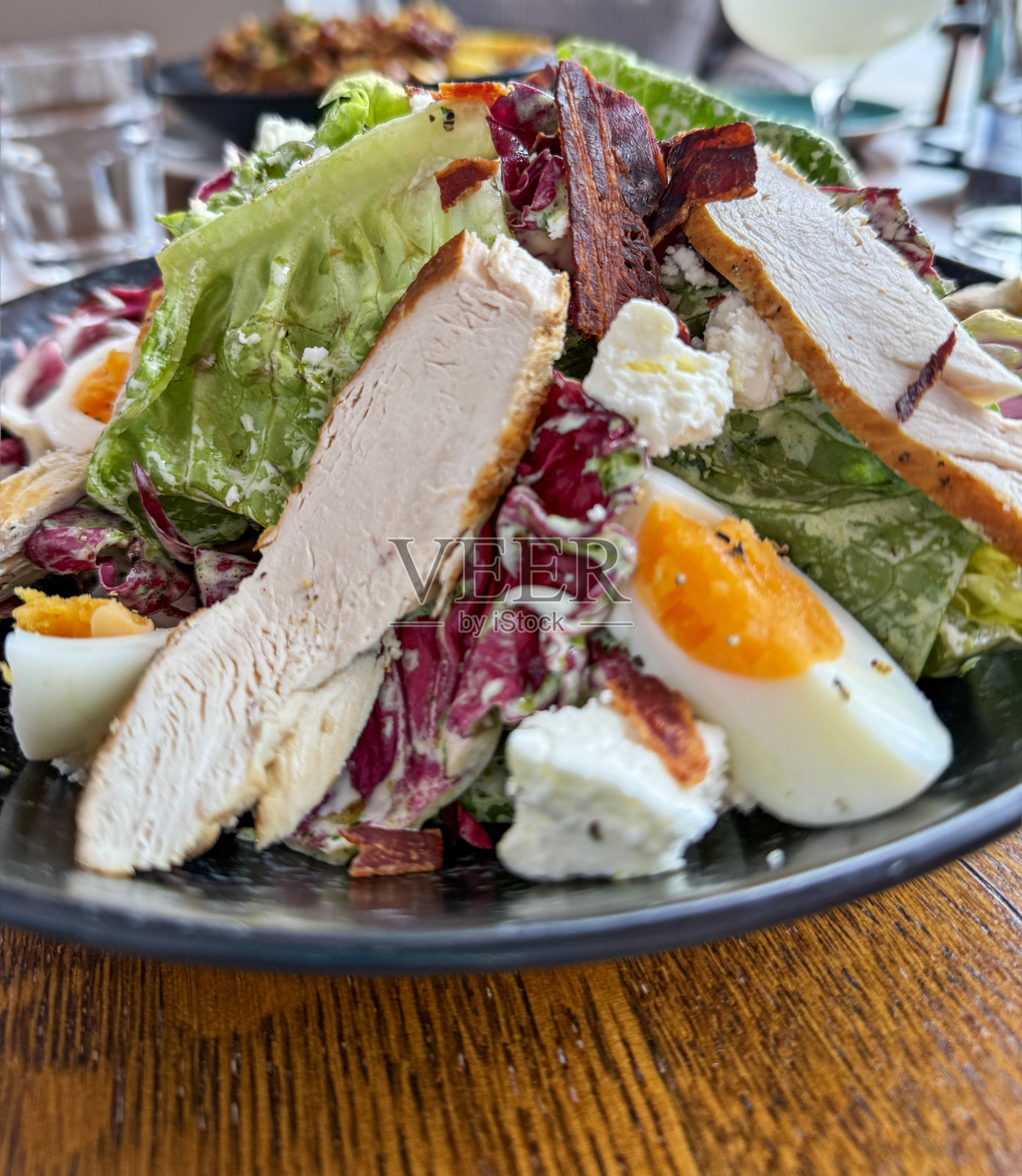 丰盛的科布沙拉特写镜头照片摄影图片