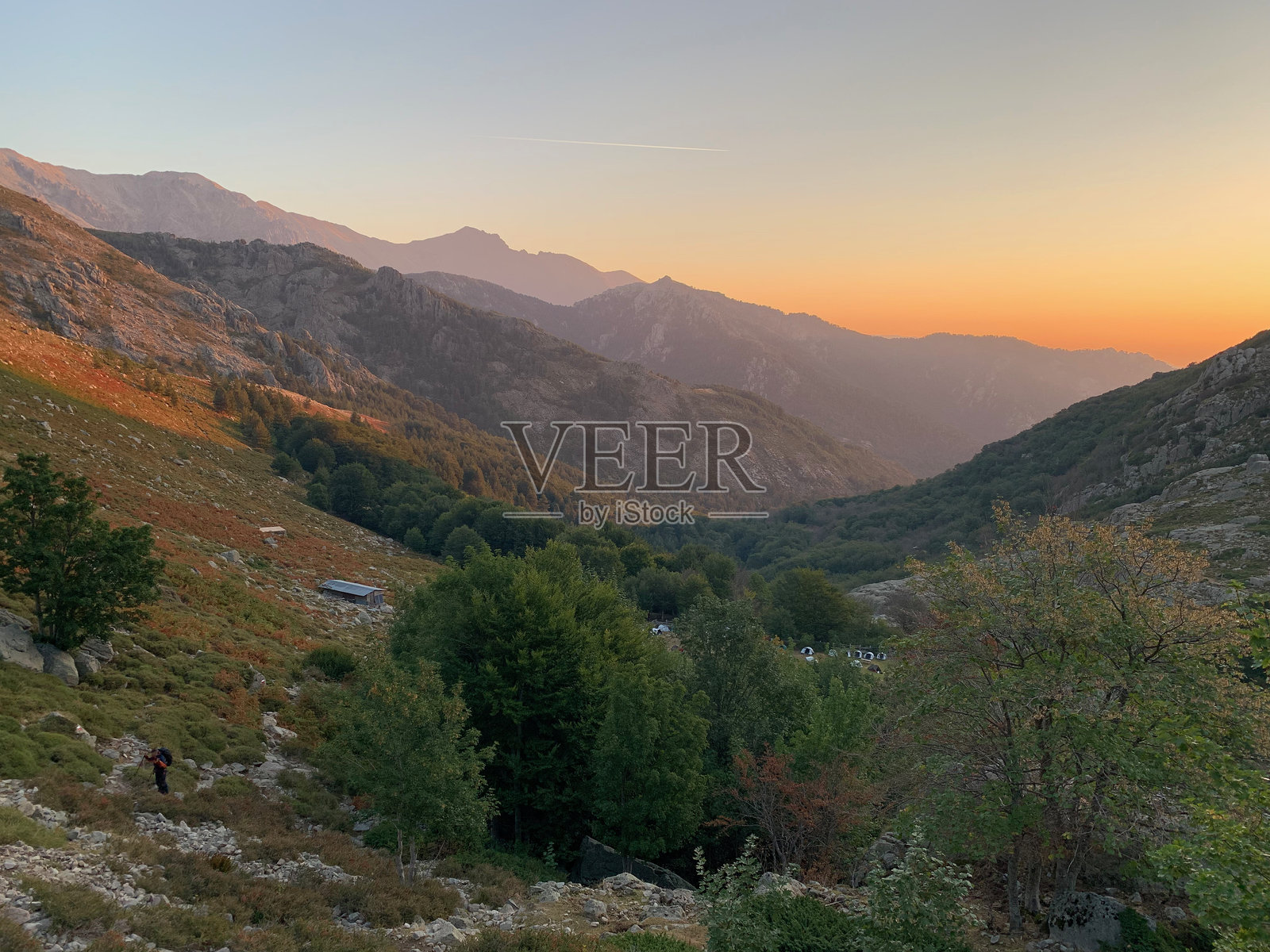 科西嘉GR20上的翁达日出照片摄影图片