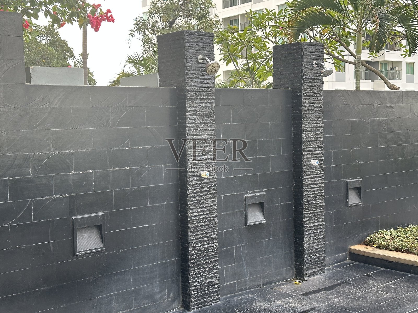 户外淋浴照片摄影图片