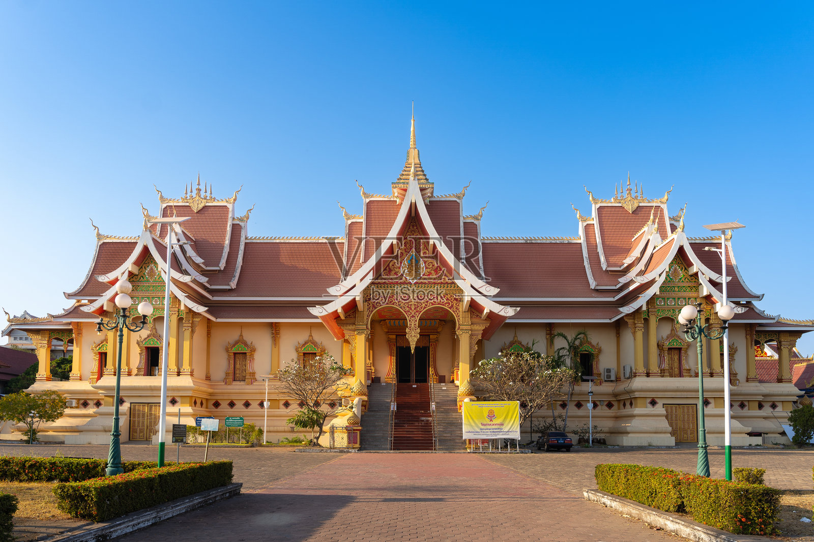 万象的佛教寺庙——塔銮寺照片摄影图片