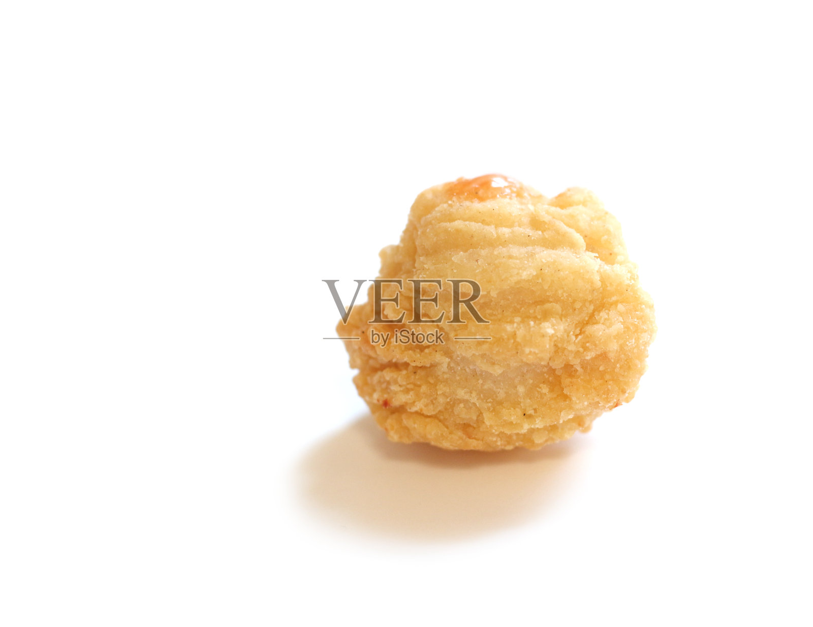 白色背景上的零食照片摄影图片