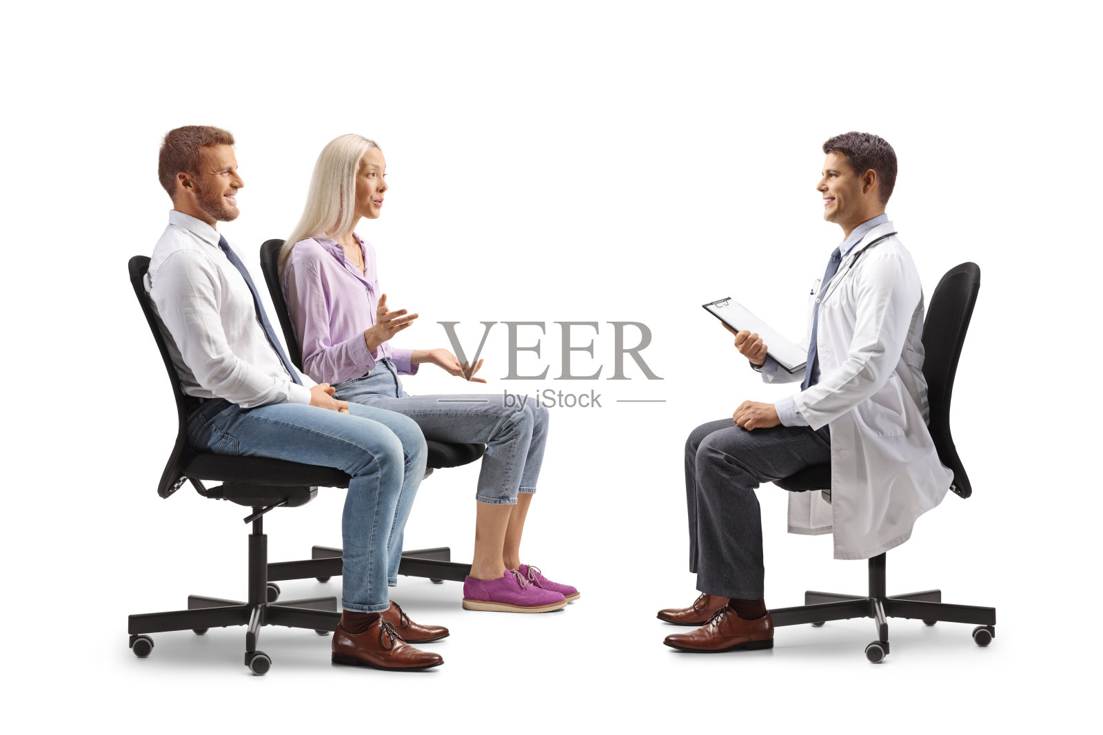 男女与医生交谈，治疗性医疗概念照片摄影图片