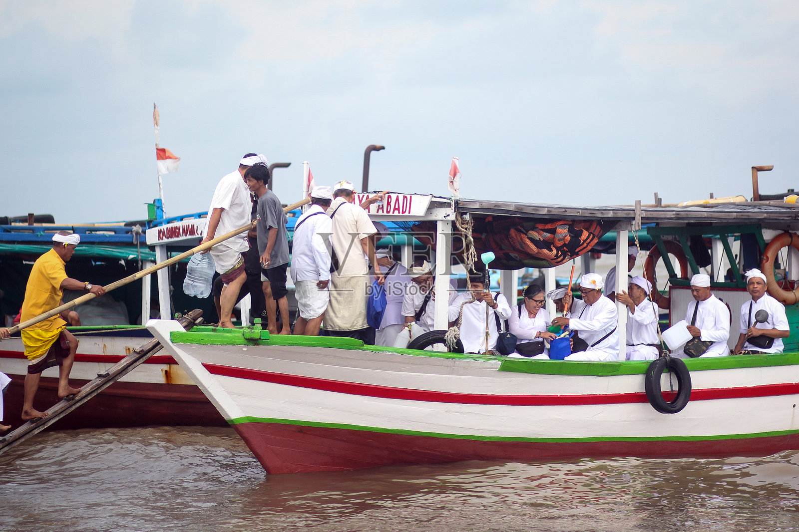 坦戈帕西尔海滩的梅拉斯蒂仪式照片摄影图片