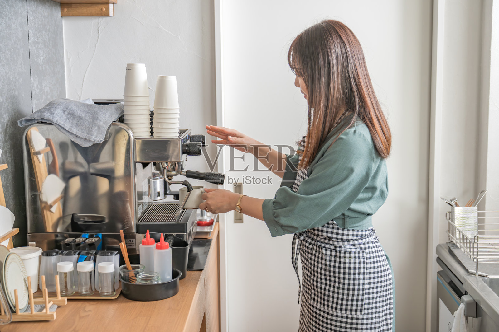 咖啡馆员工照片摄影图片