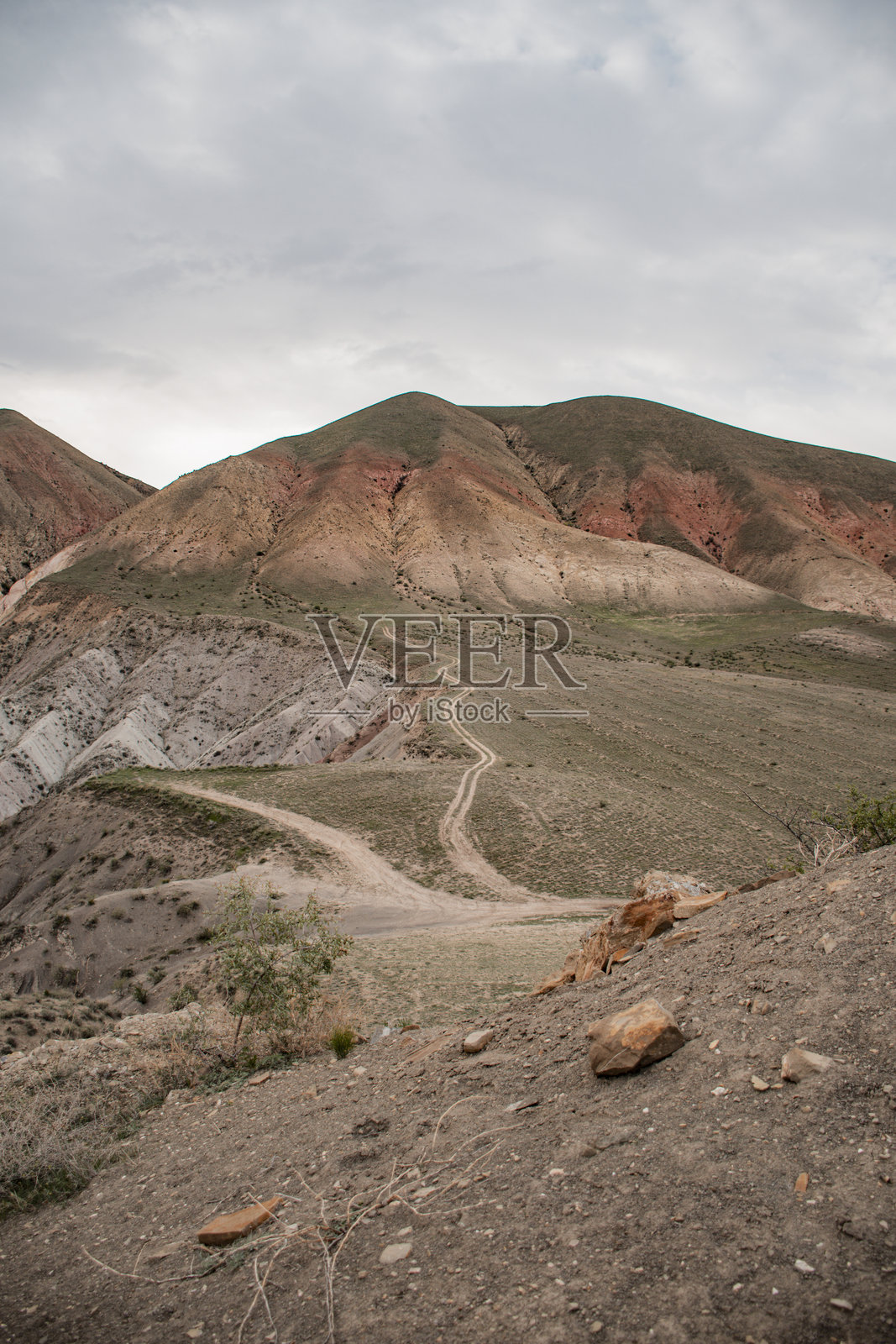 春季美丽的峡谷徒步旅行照片摄影图片
