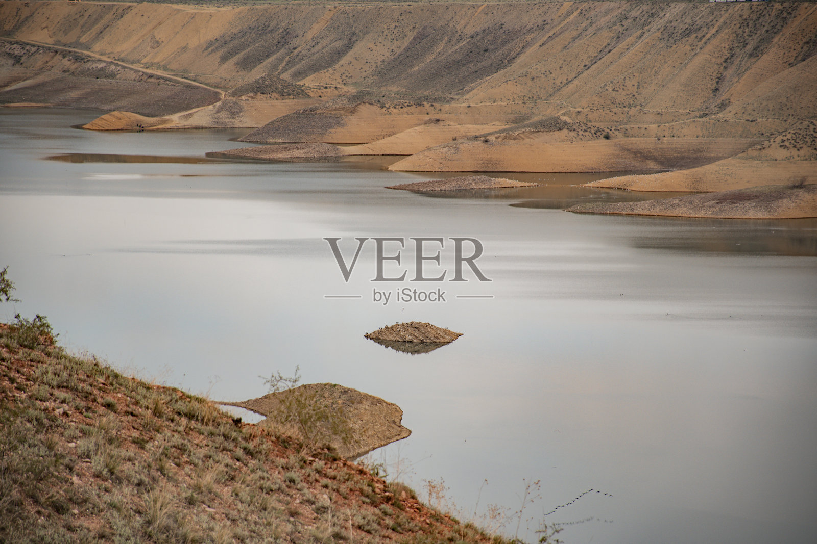 春季美丽的峡谷徒步旅行照片摄影图片