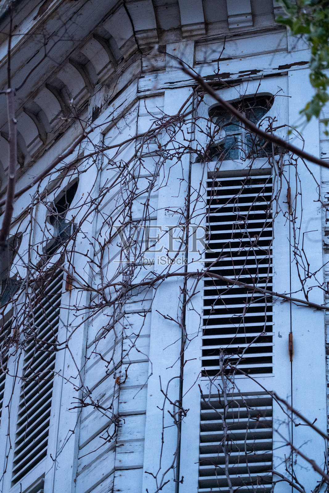 古老的黑白木制希腊岛屿房屋照片摄影图片