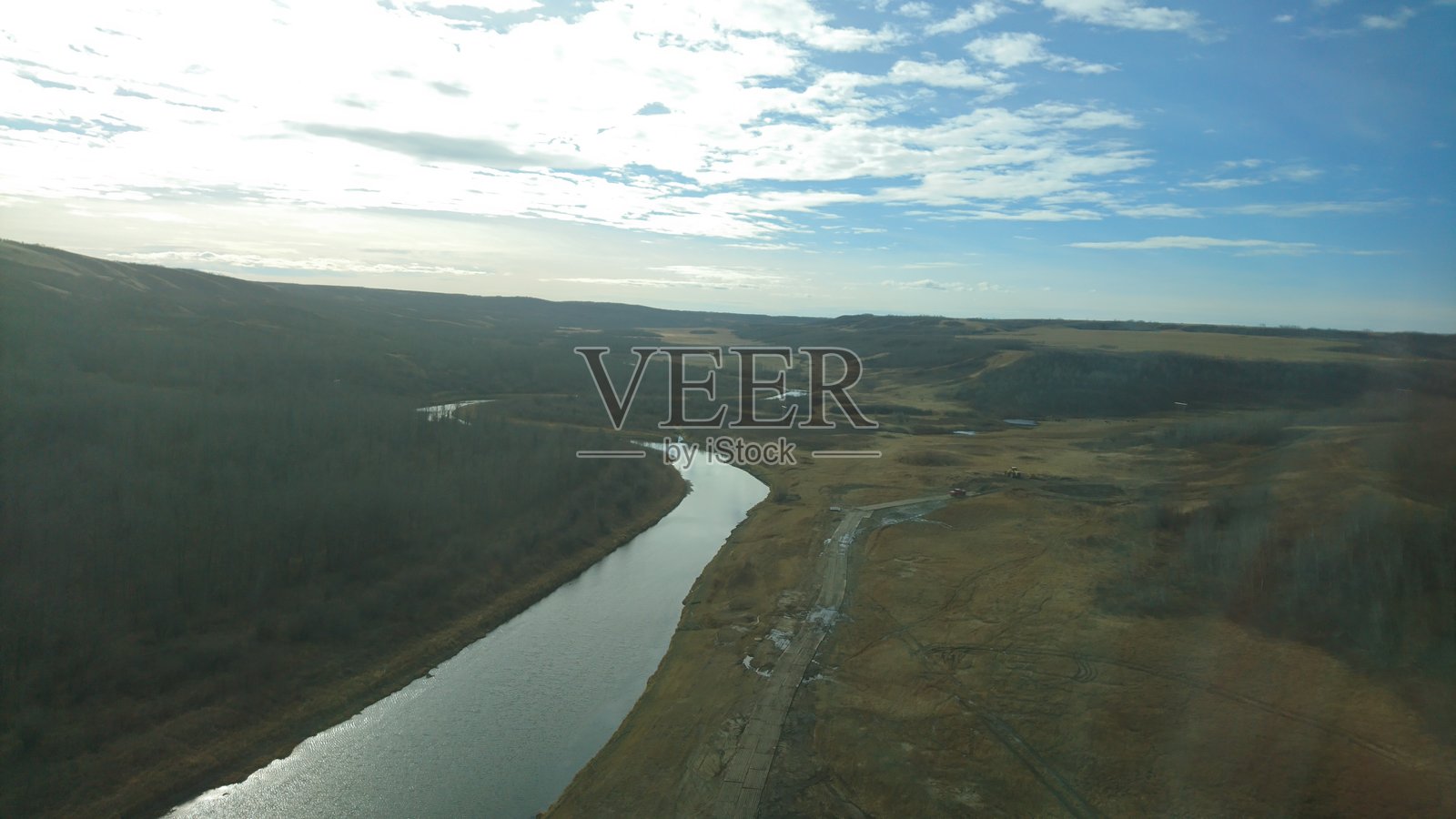 穿越加拿大平原的火车旅程照片摄影图片