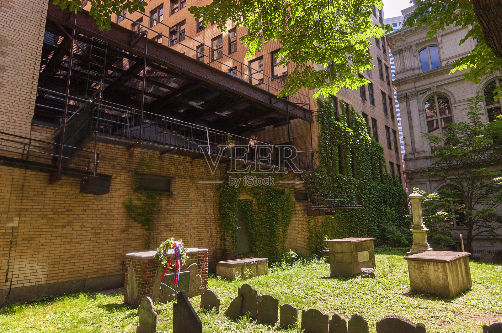 谷仓埋葬地照片摄影图片