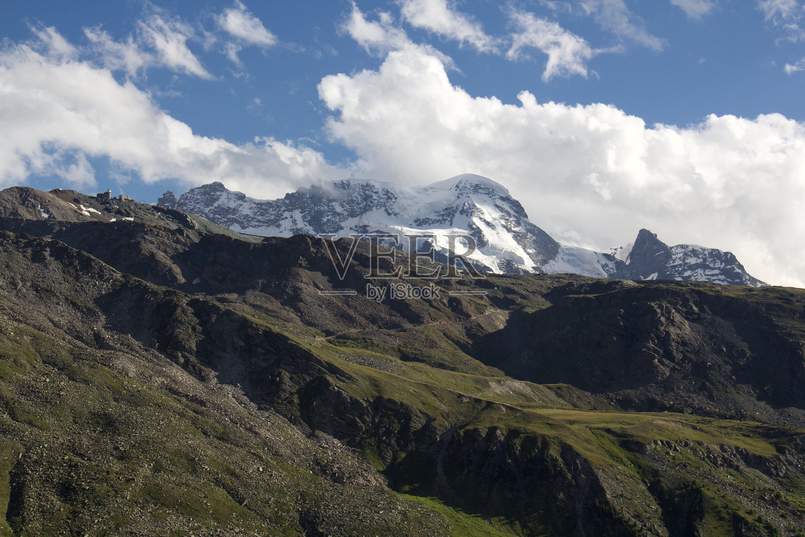 布雷伊索恩山照片摄影图片