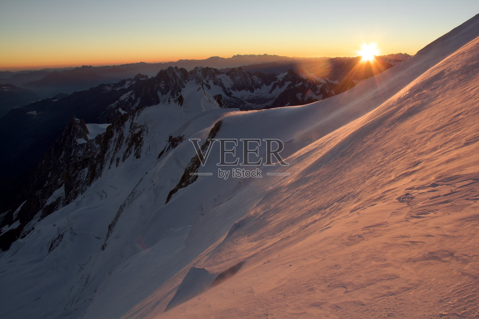 勃朗峰 massif照片摄影图片
