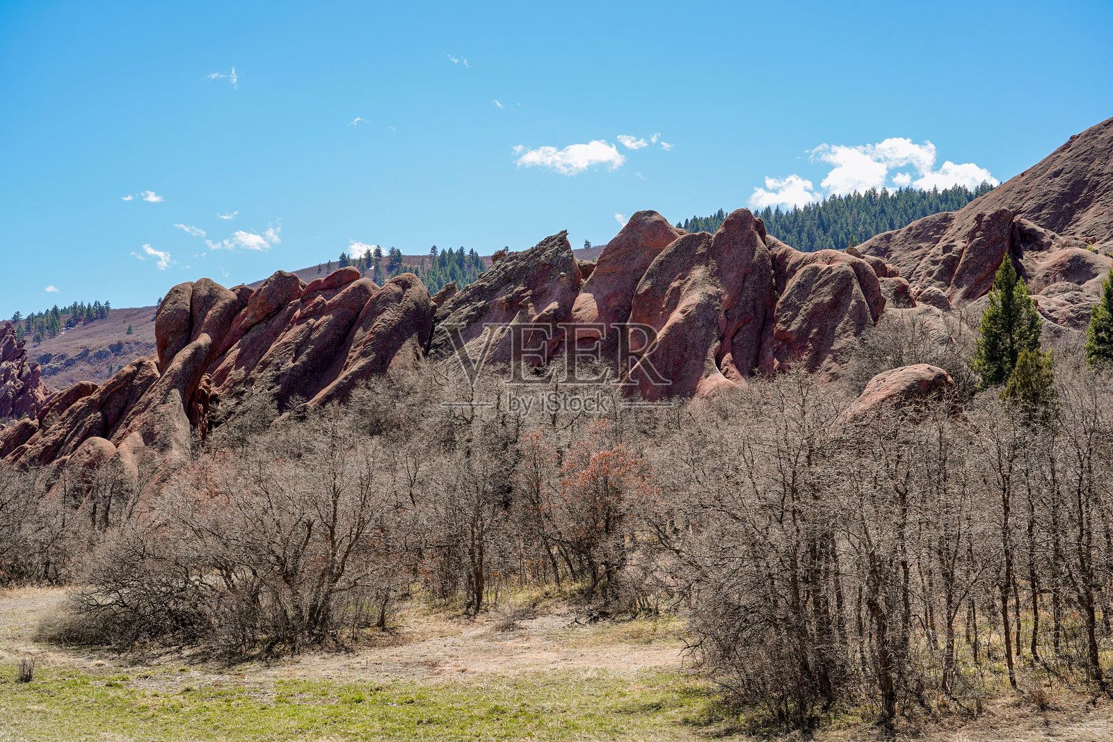 美国科罗拉多州罗克斯堡州立公园的砂岩岩层照片摄影图片