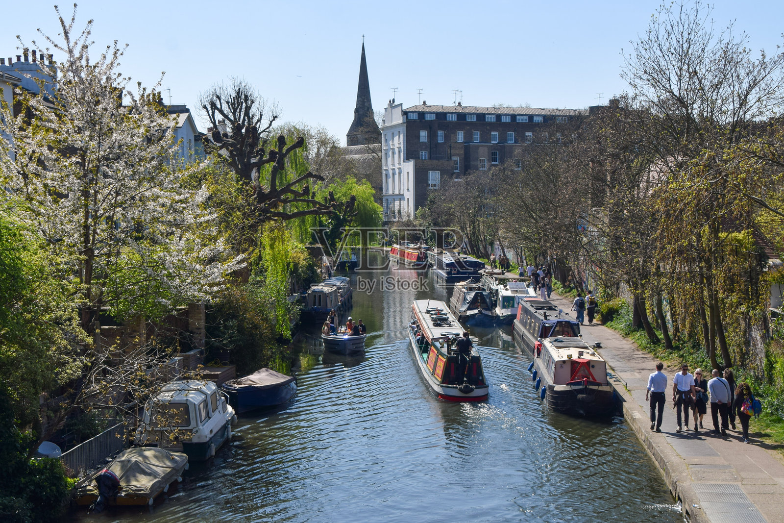 伦敦普里姆罗斯山的摄政运河照片摄影图片