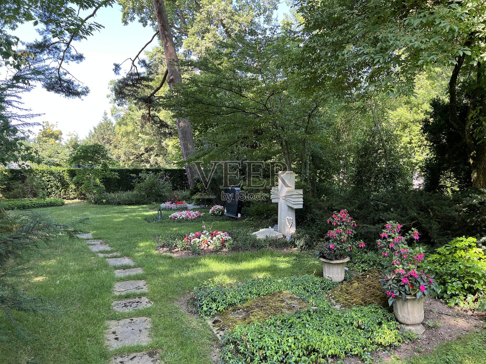 霍恩格贝格公墓（Hönggerberg Cemetery），瑞士苏黎世（Zürich）的霍恩格贝格公墓照片摄影图片