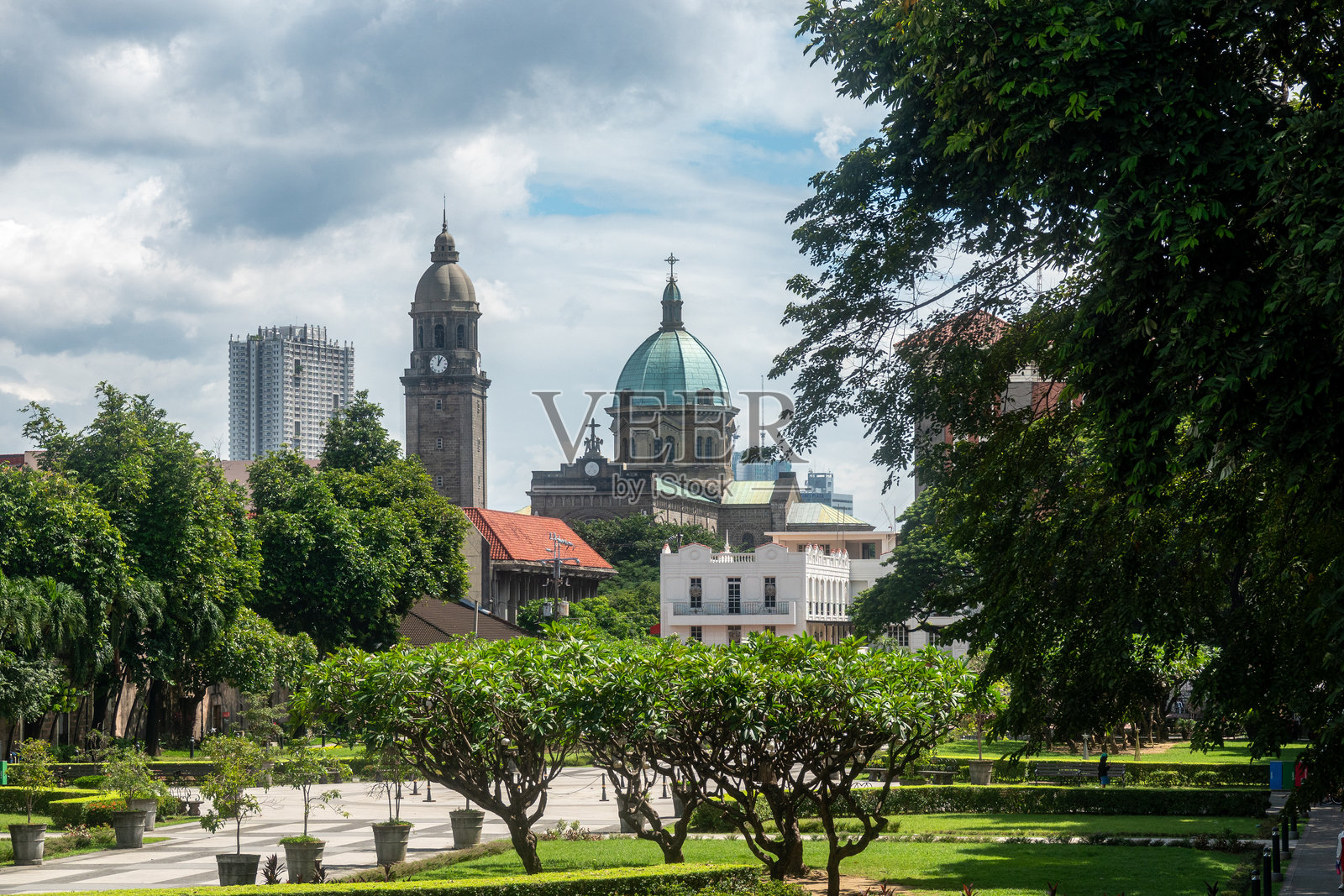 菲律宾马尼拉的内城圣地亚哥堡花园照片摄影图片