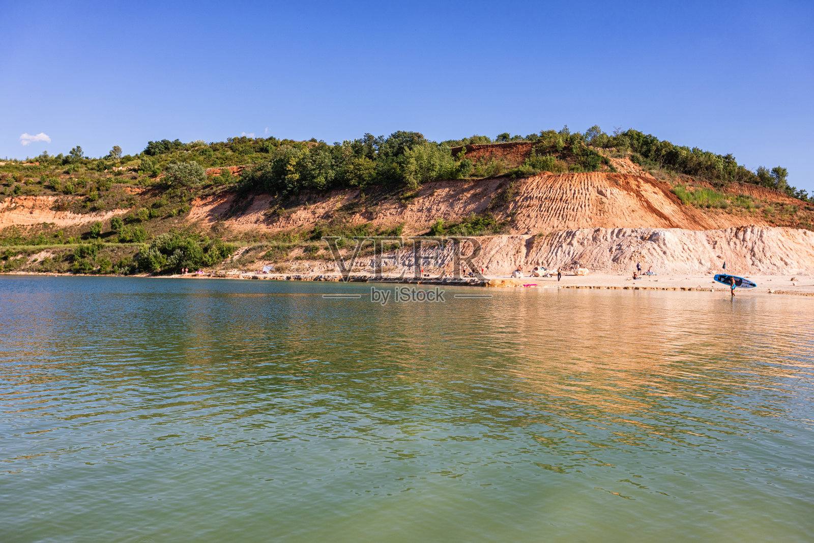 美丽的小绿湖照片摄影图片