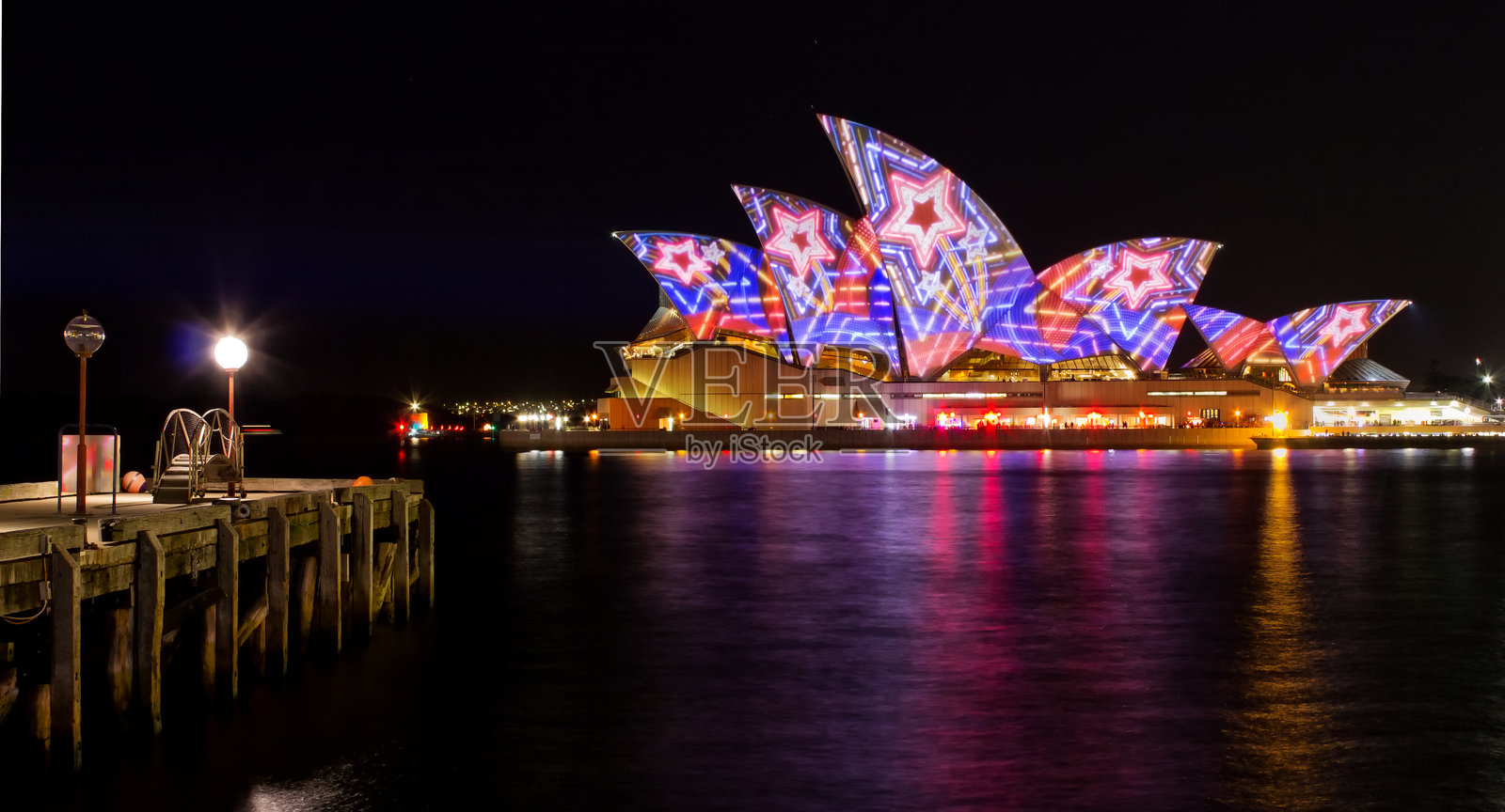 生动的节日与悉尼歌剧院照片摄影图片