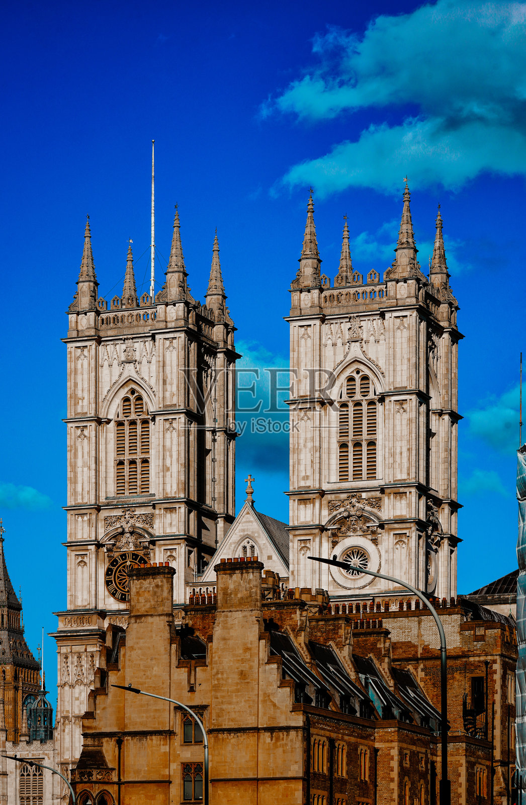 威斯敏斯特教堂哥特式石雕外立面,圣所建筑外观,伦敦市中心,英格兰,联合王国照片摄影图片