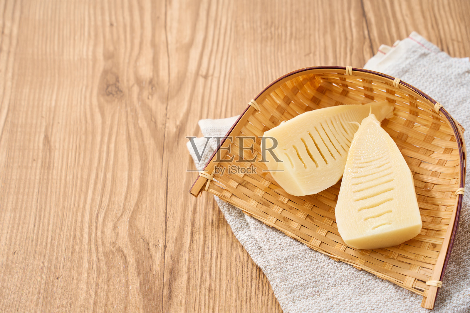 水煮竹笋照片摄影图片