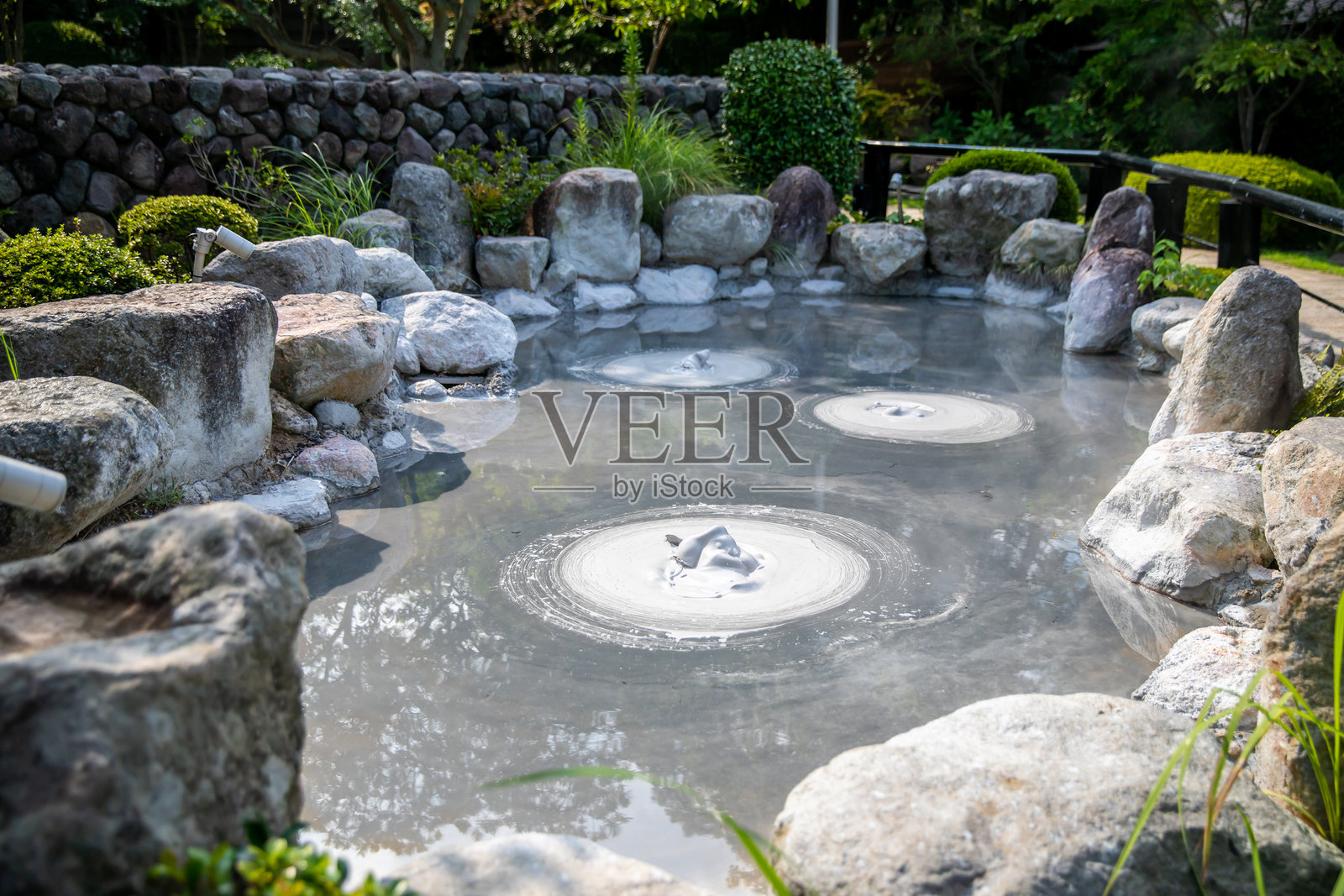 大分县：别府地狱之旅和大分坊主地狱照片摄影图片