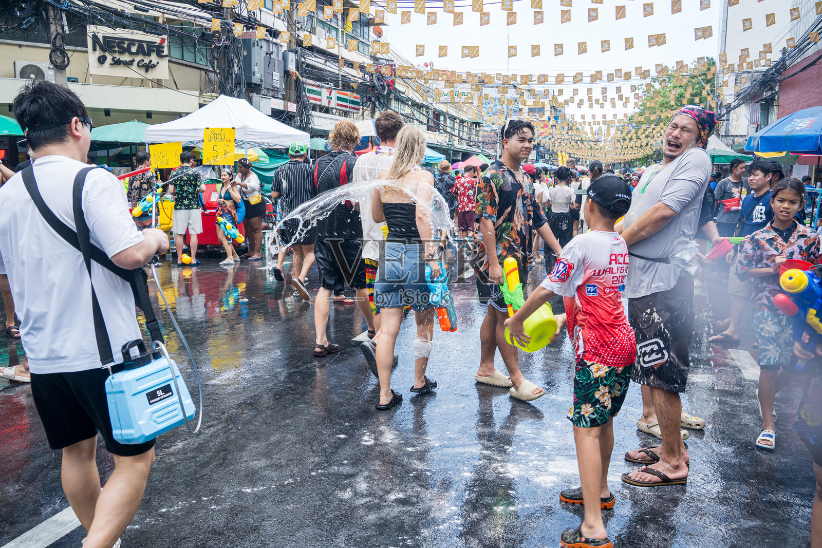 泰国宋干节照片摄影图片