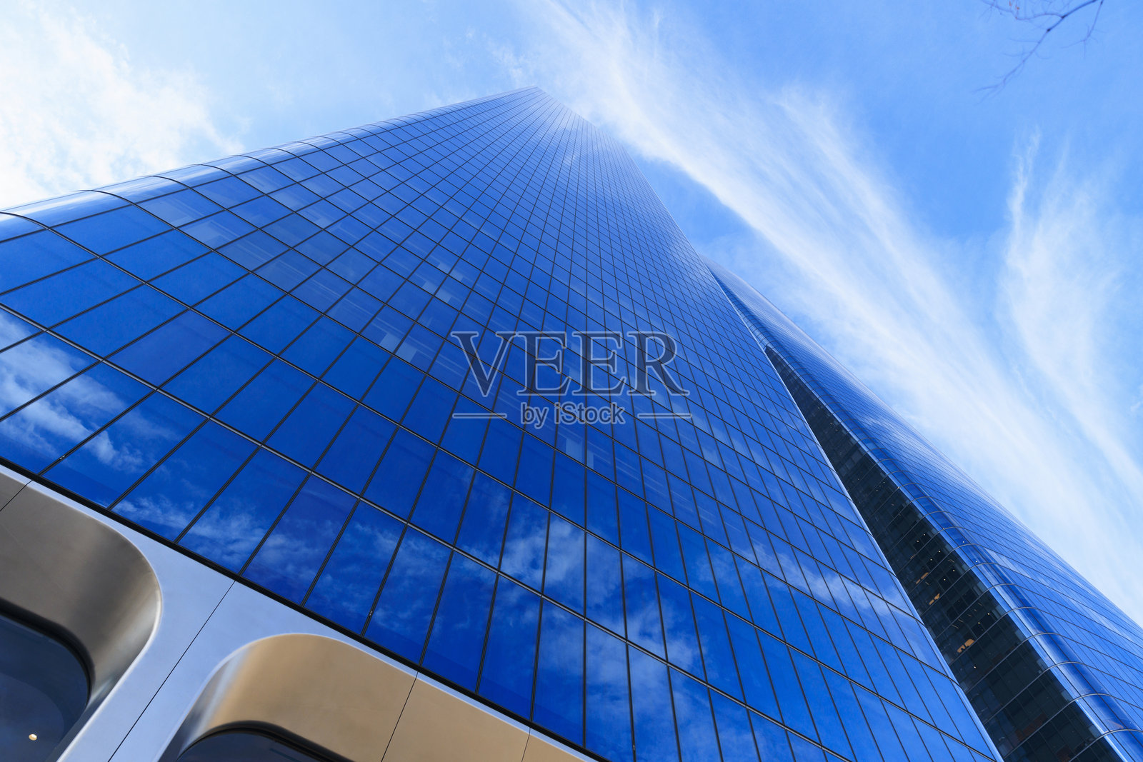 抽象背景的天际线。纽约市曼哈顿的办公摩天大楼照片摄影图片