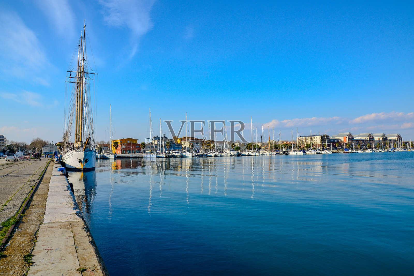 波尔圣路易照片摄影图片