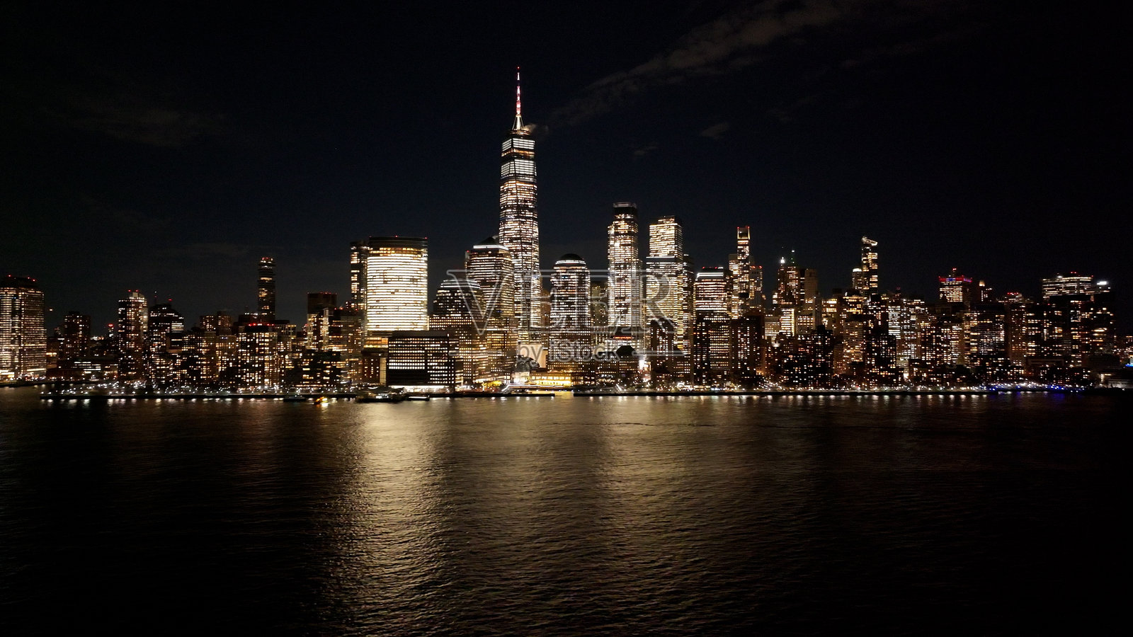 美国纽约曼哈顿市中心的夜景照片摄影图片