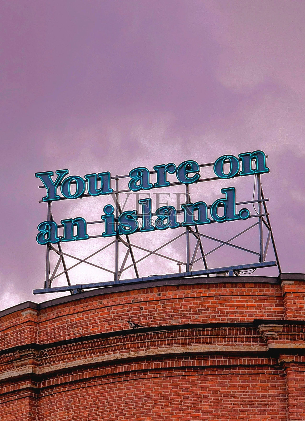 你在一个岛屿上照片摄影图片