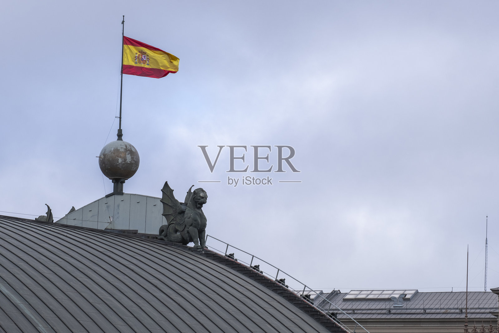 阿托查火车站屋顶雕塑的细节，奎梅拉。照片摄影图片