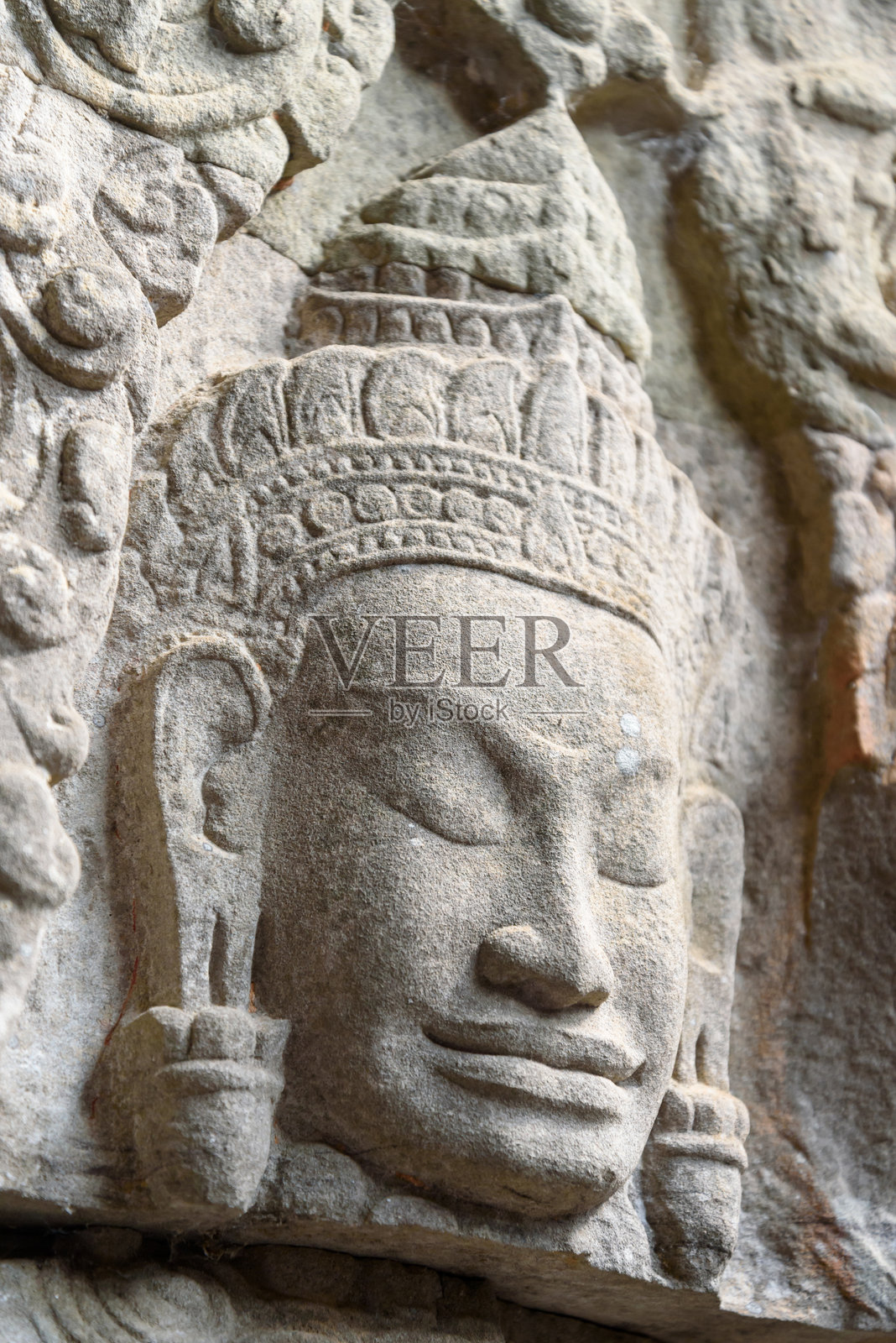 吴哥窟普雷阿克汉寺的浮雕（低浮雕雕刻）。照片摄影图片