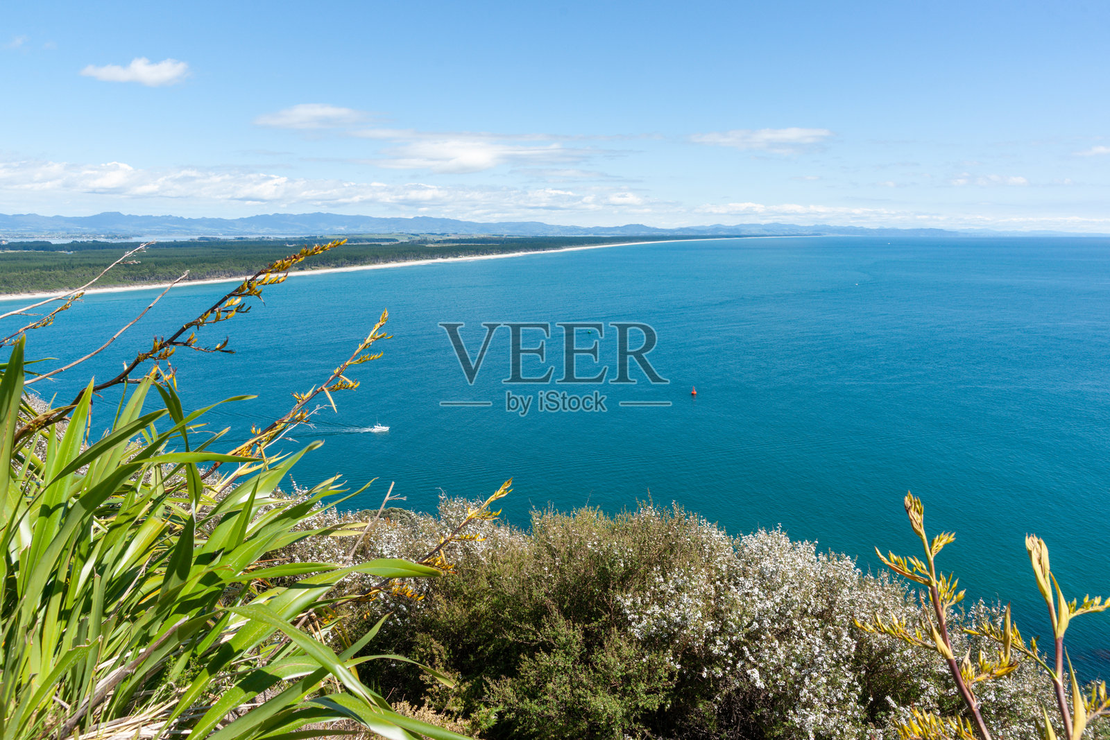毛旺努伊山顶的景色照片摄影图片